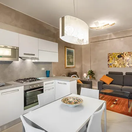 Dimore Apartment *