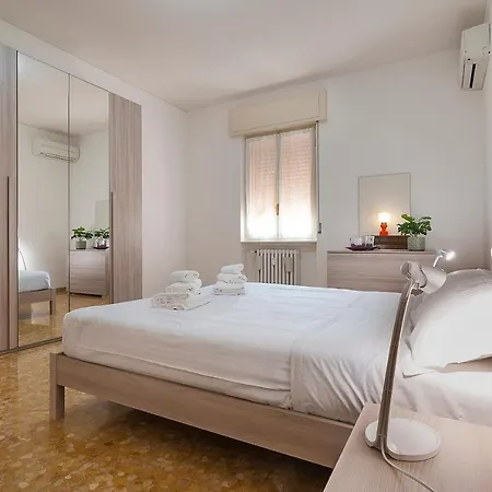 ディモーレ アパート