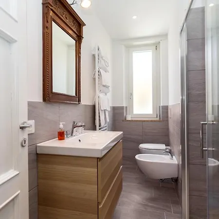 ディモーレ アパート