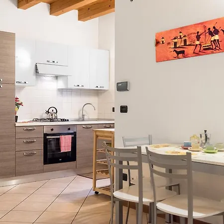 アパート ディモーレ *